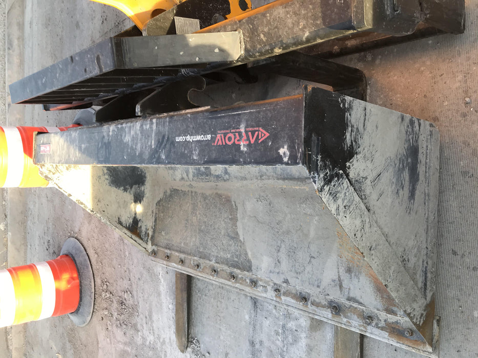 2019 ARROW MATERIAL HANDLING Telehandler Bucket Pin-On