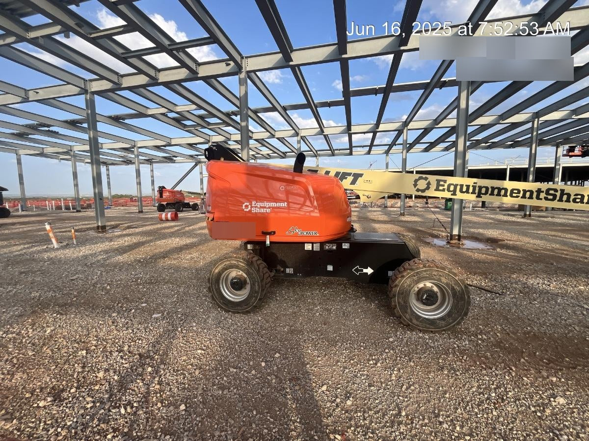 2024 JLG 460SJ