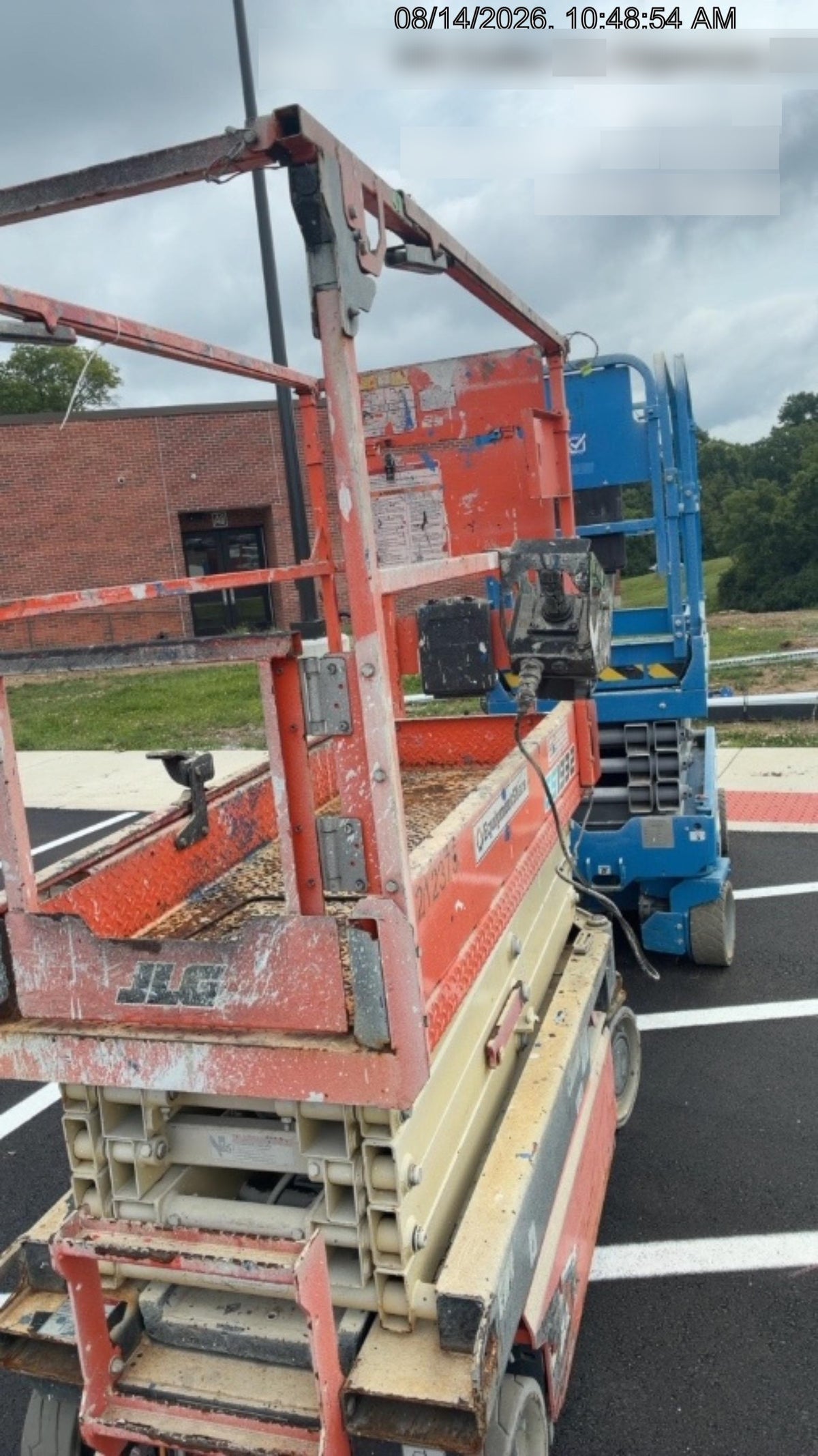 2022 JLG ES1932