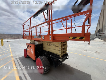 2022 JLG ERT4069