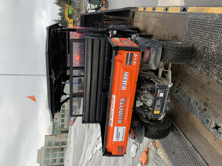 Kubota RTV-X1140W-H 4WD, LED Strobe, Windshield Acrylic Clear, Plastic Canopy, Wire Harness Kit, Backup Alarm