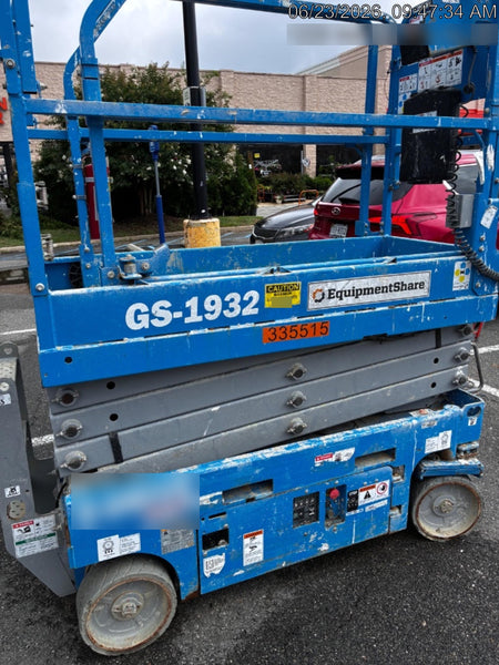 2023 GENIE GS-1932