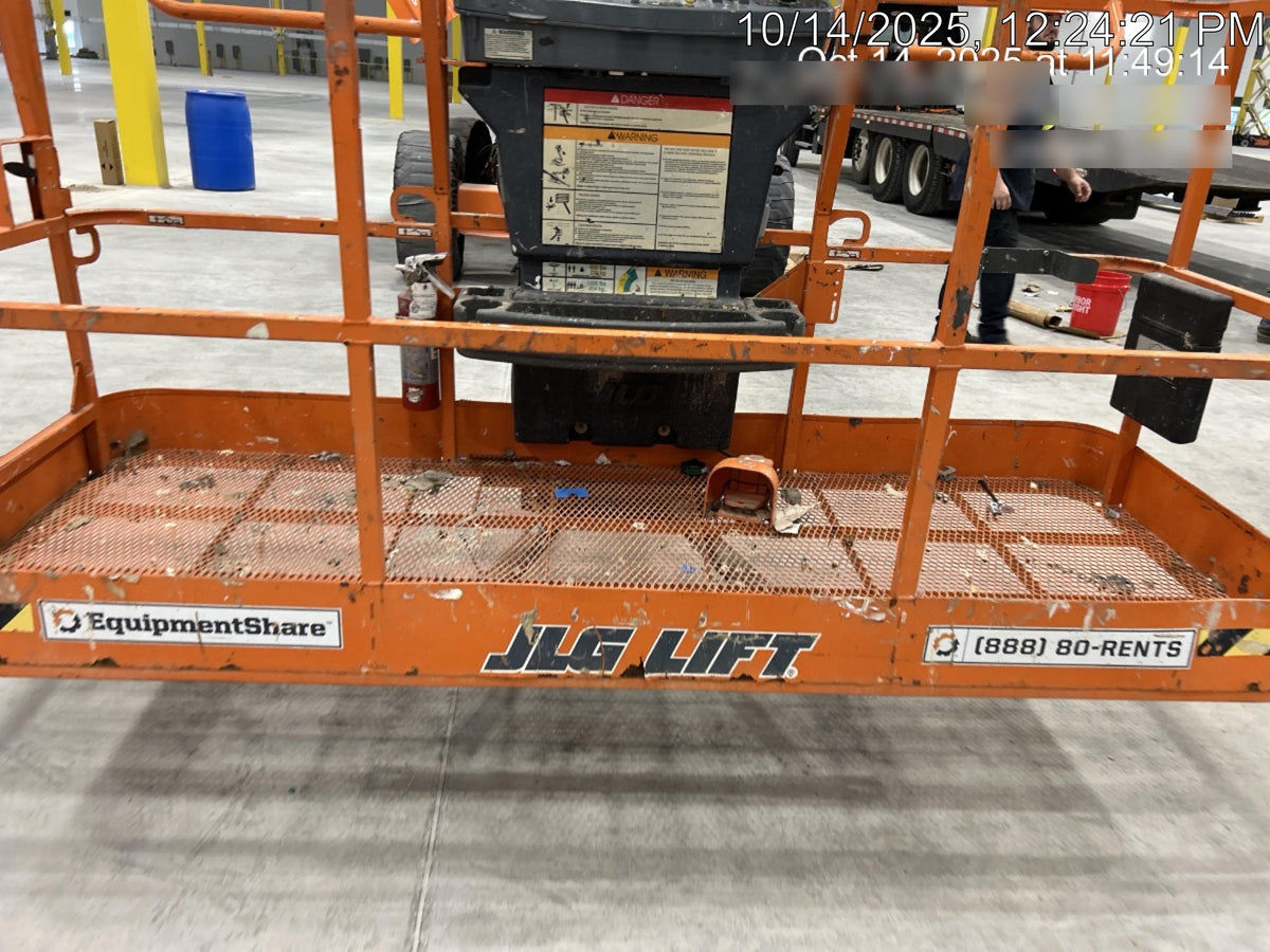 2021 JLG 600S