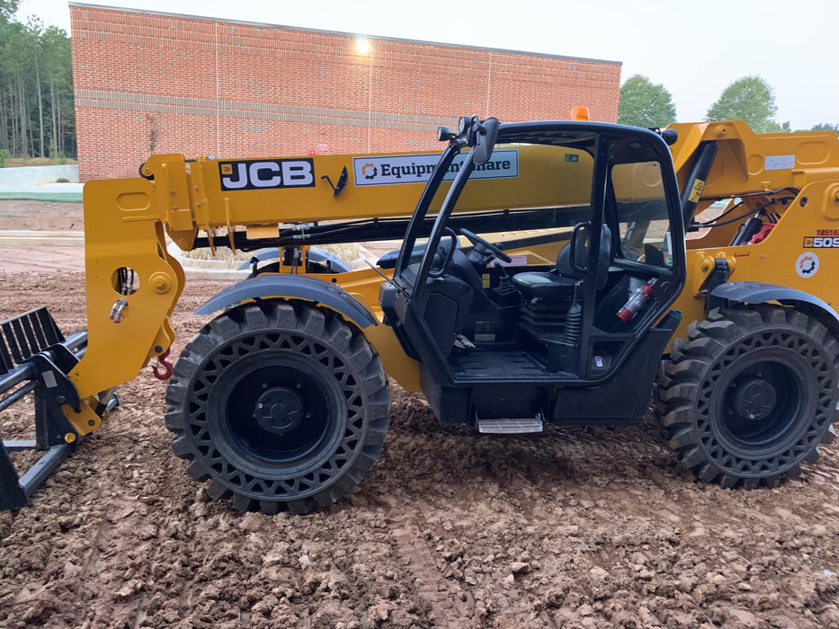 2020 JCB 509-42 Canopy, Solid Tires, Work Lights, Beacon, Aux Hydraulics, Back up Alarm, Lifting Eye, ES Decals