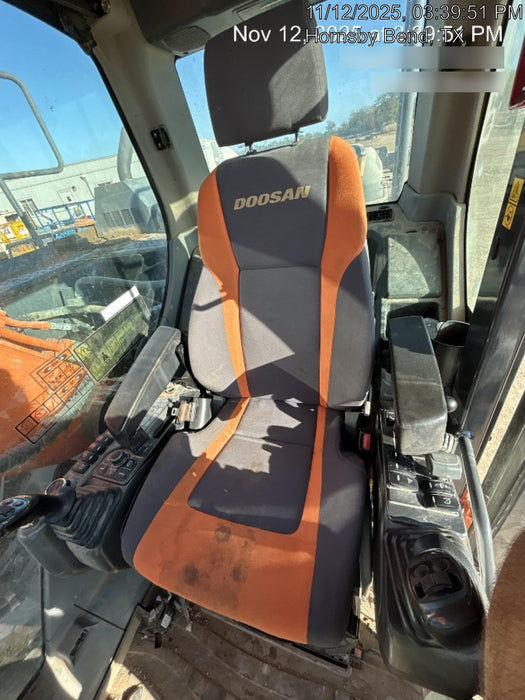 2019 Doosan DX210WE-5 Standard Wheeled Excavator, Hydraulic Quick Coupler