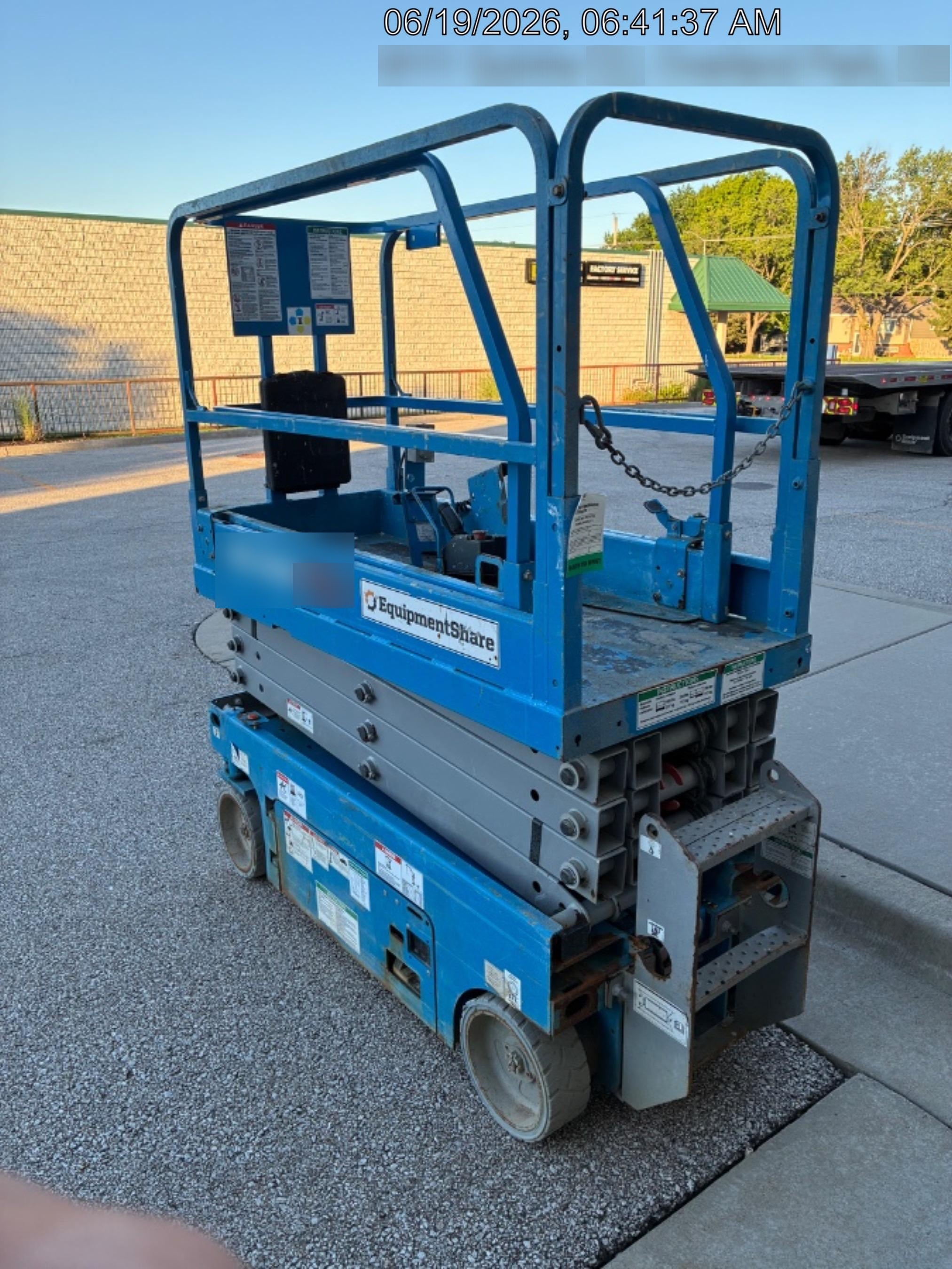 2019 Genie GS-1930 Fixed rails with chain Entry