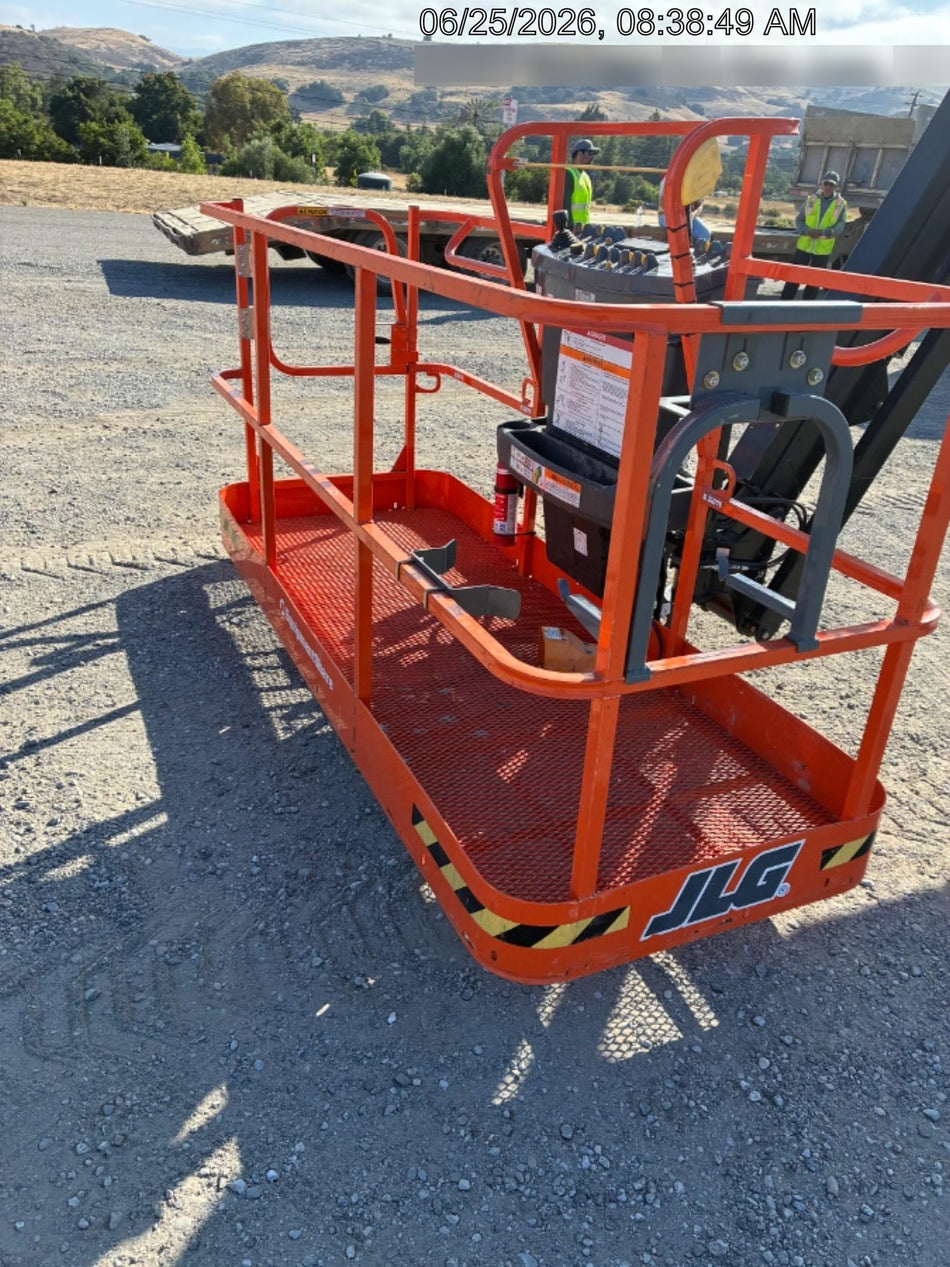 2025 JLG 660SJ