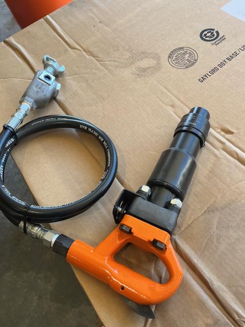 2024 MICHIGAN PNEUMATIC ES-CH3R-TRACKER