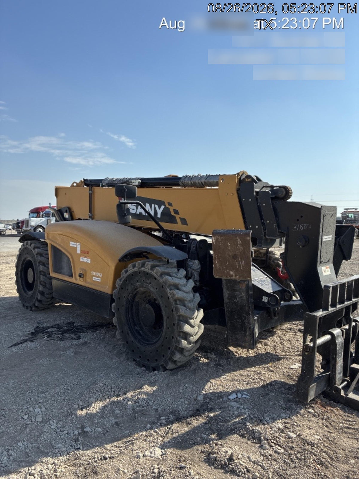2023 SANY STH1056
