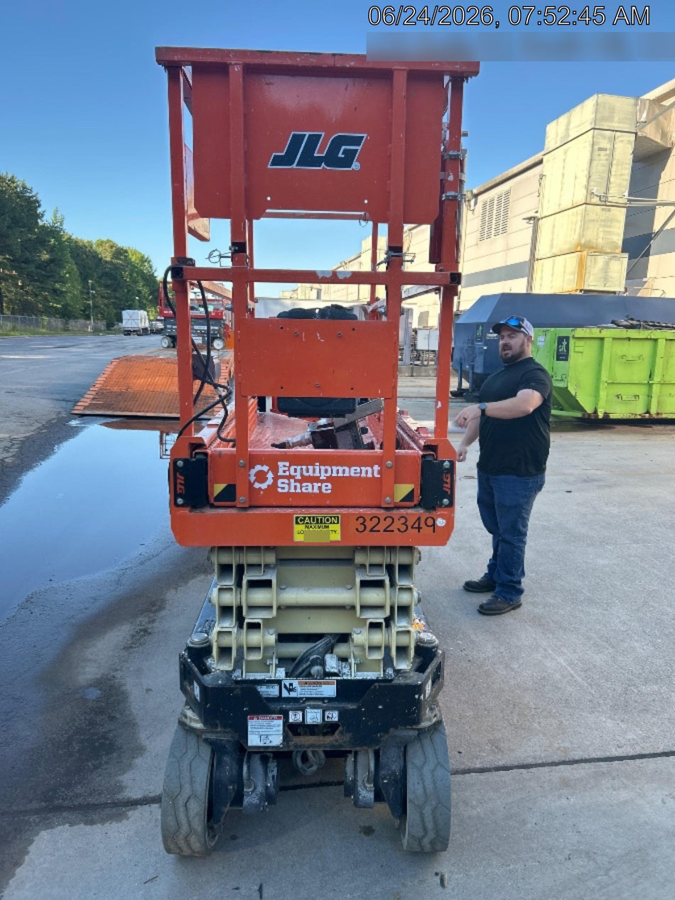 2023 JLG ES2632