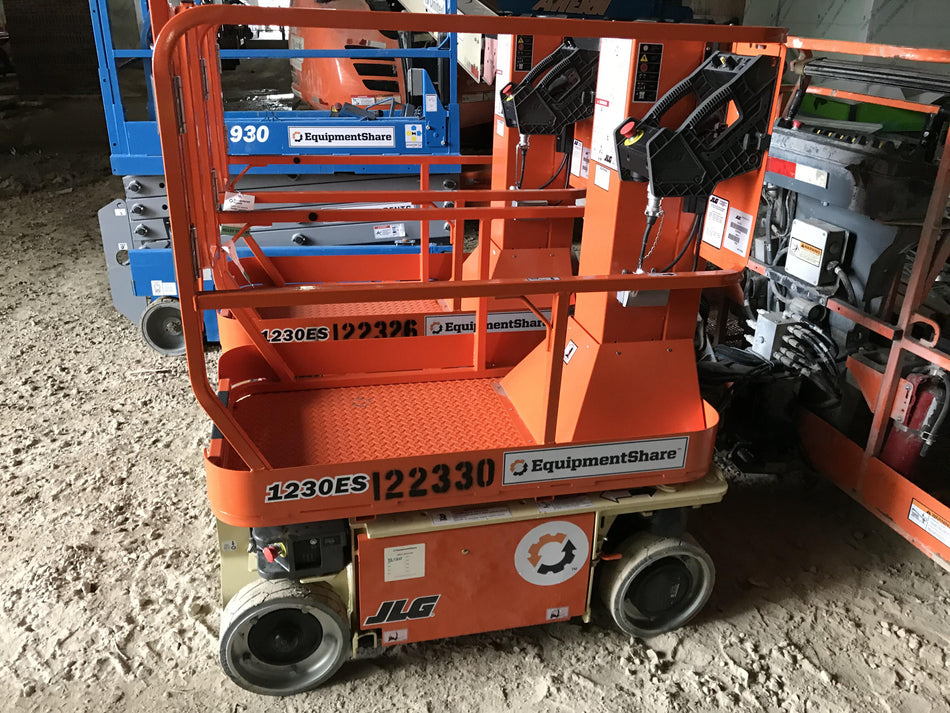 2021 JLG 1230ES