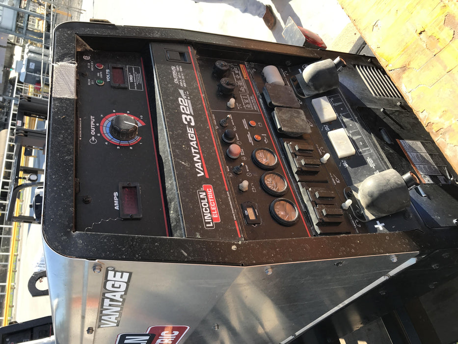 2019 Lincoln Electric Vantage 322 Welder Ready-Pak 3, Two wheel trailer, Fender and Light kit, Cable Rack