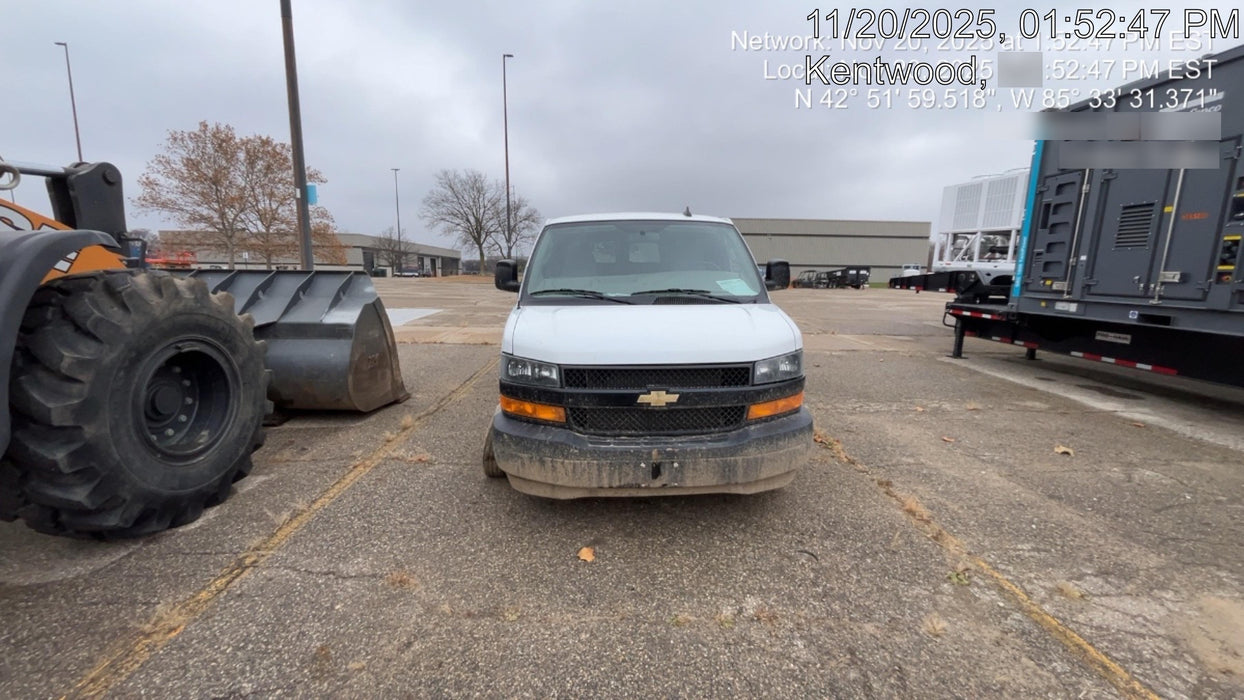 2023 CHEVROLET Express Van - Rental