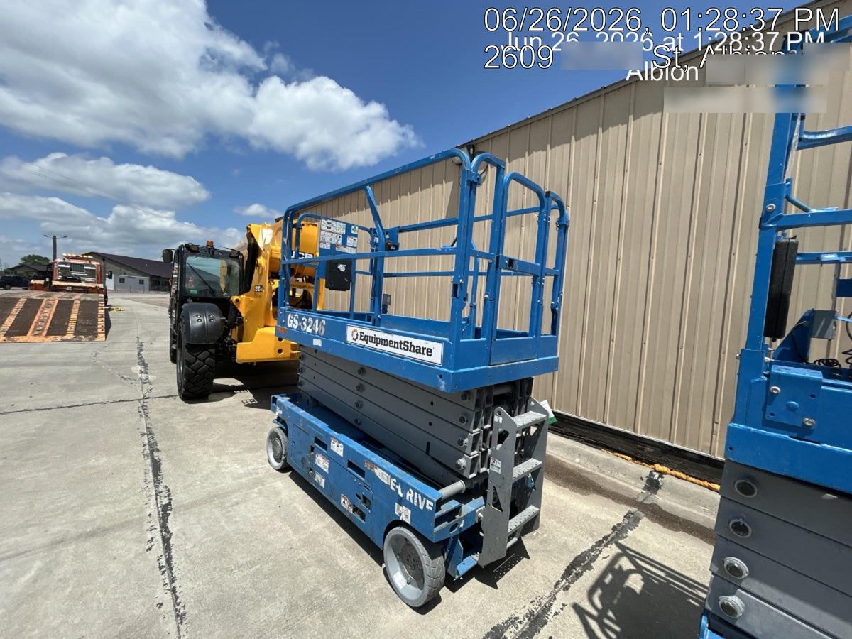 2022 GENIE GS-3246