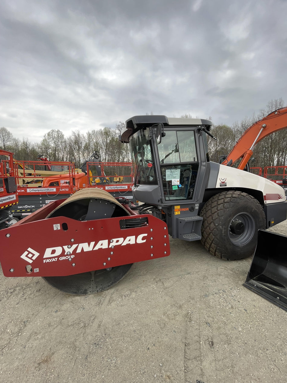 2023 DYNAPAC CA2500D