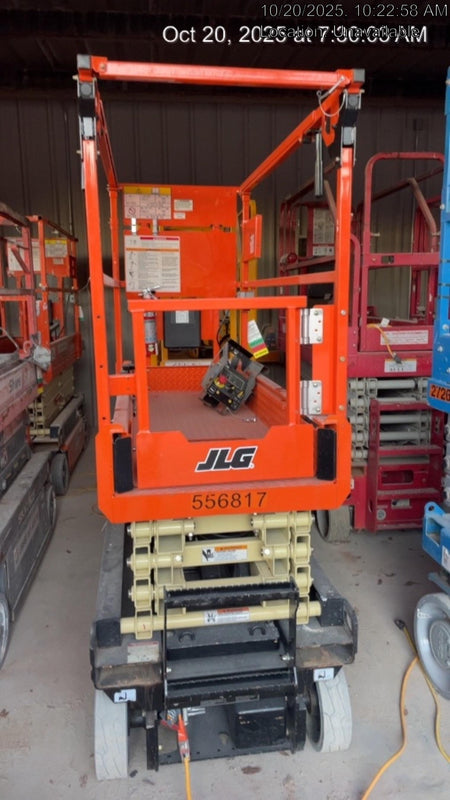 2025 JLG ES1932