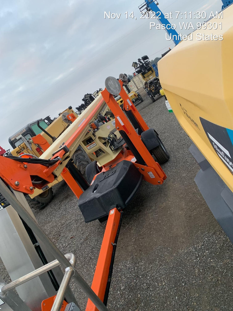 2022 JLG T500J