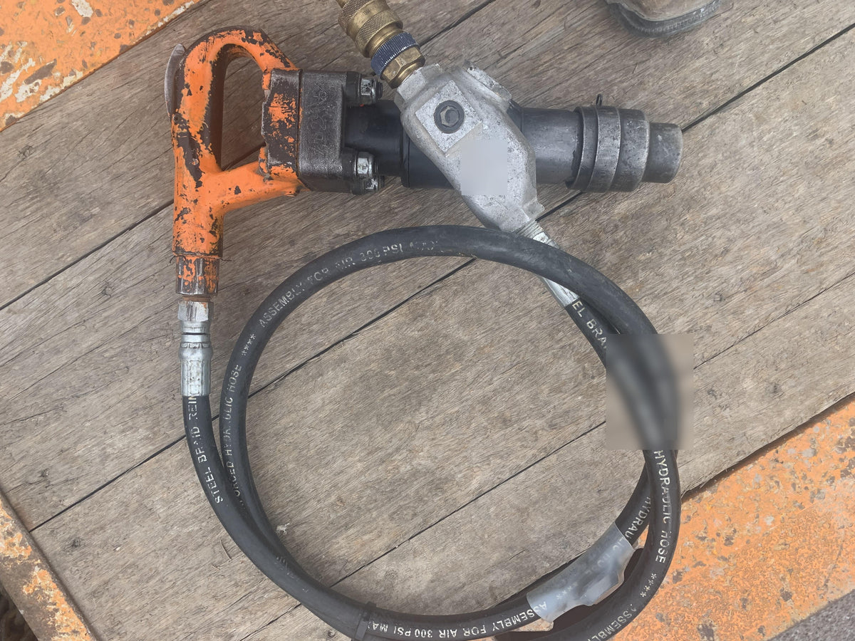2020 MICHIGAN PNEUMATIC ES-CH3R-TRACKER
