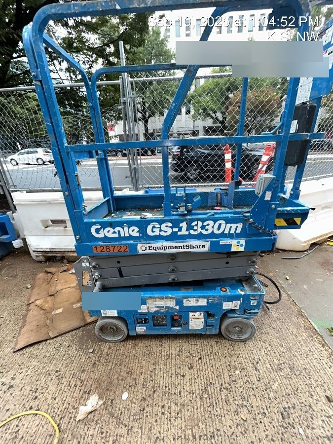 2021 GENIE GS-1330m