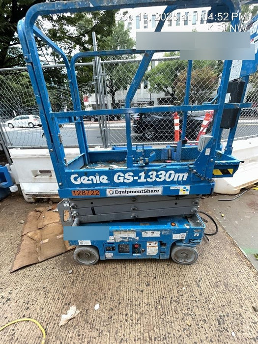 2021 GENIE GS-1330m