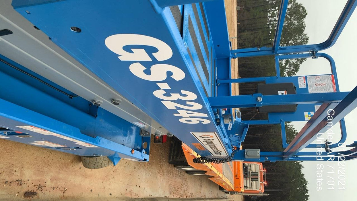 2020 Genie GS-3246 Standard, Folding full height swing gate