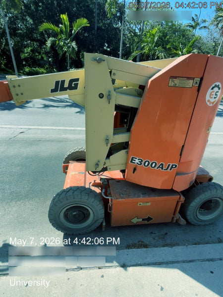 2019 JLG E300AJP