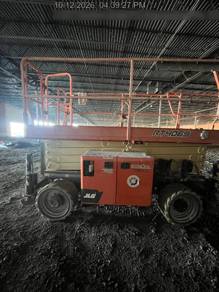 2021 JLG RT4069