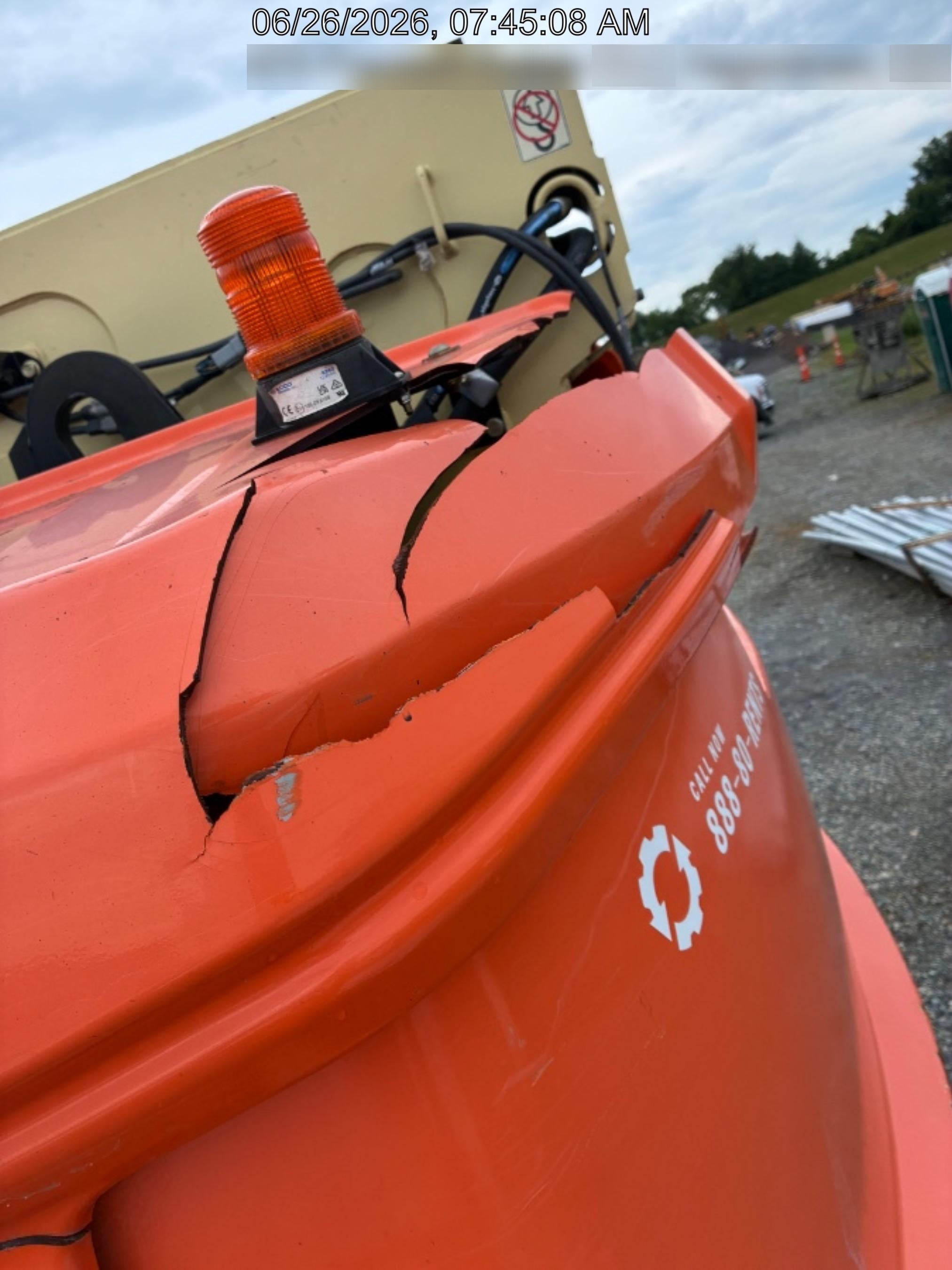 2022 JLG 660SJ