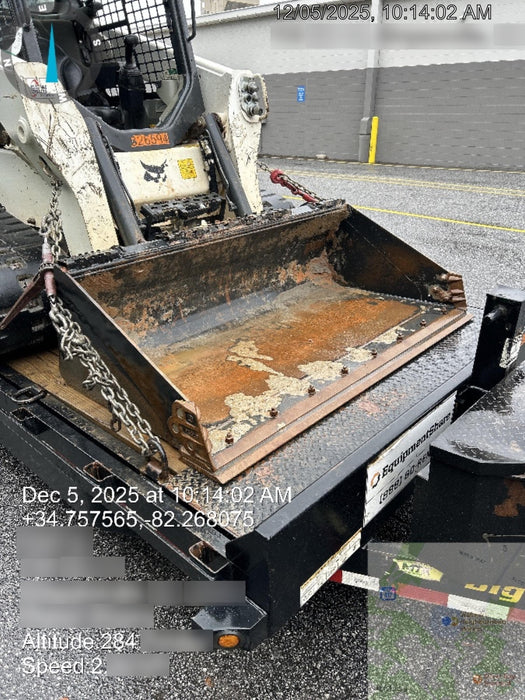 2025 EQUIPMENTSHARE 1006195 - 66" Smooth Bucket, CTL