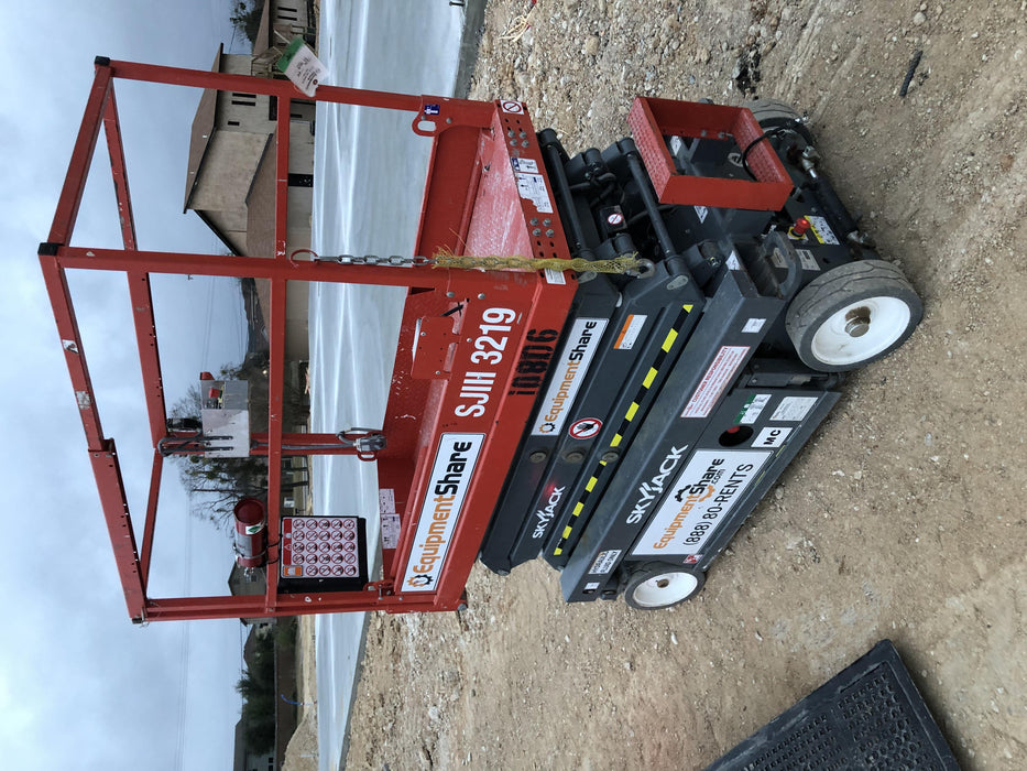 2018 SKYJACK SJIII-3219