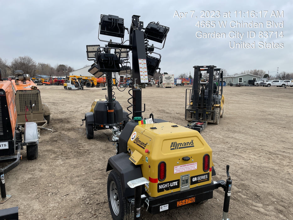 2022 Allmand NLV3GR (4) LED Light Fixture 350W, 23' Vertical Mast, 3kW Prime, Towable, ES Decals, T3