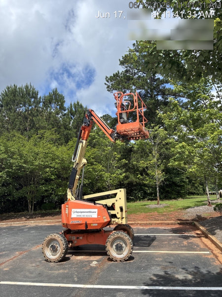 2022 JLG 340AJ