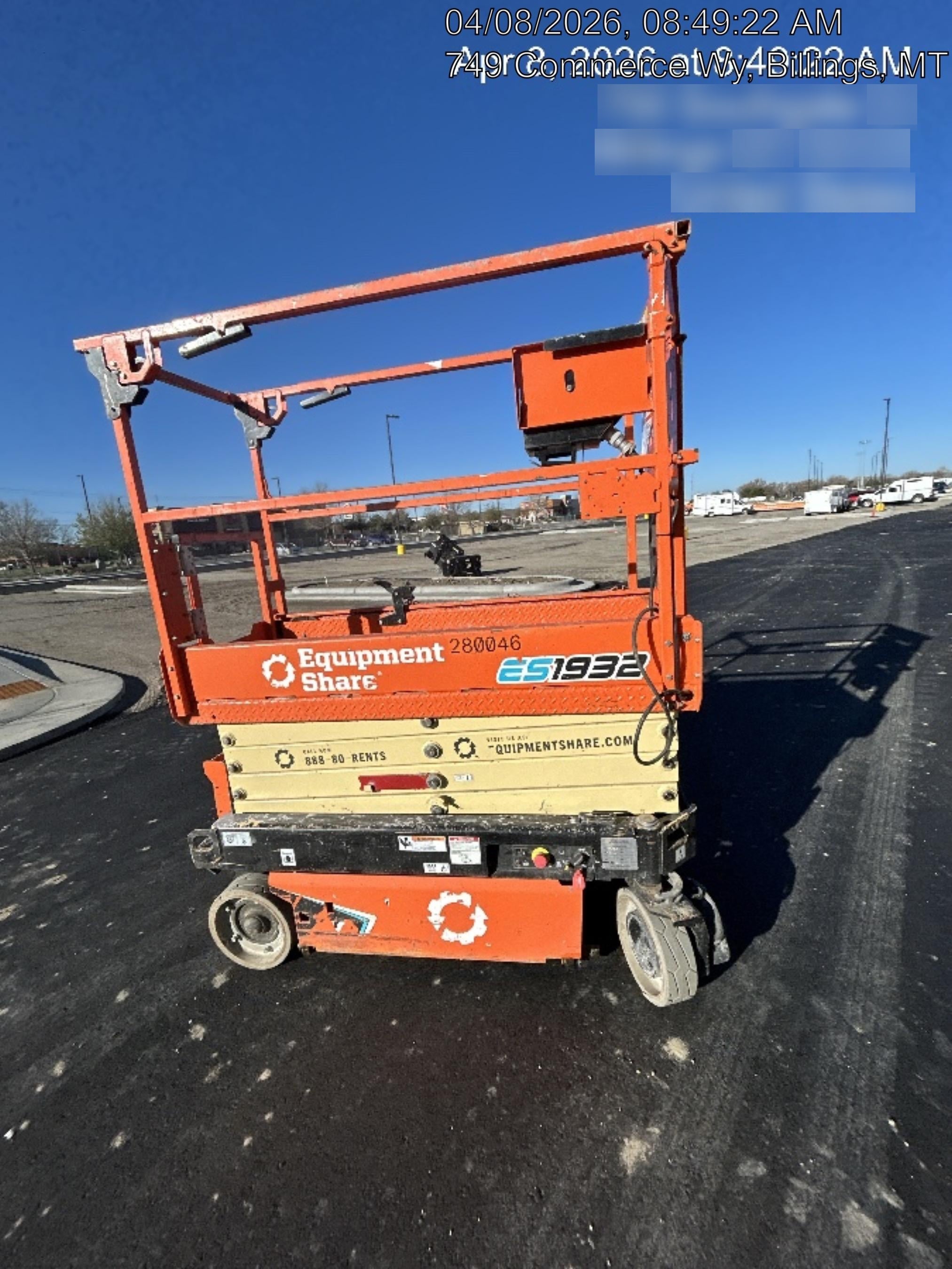 2022 JLG ES1932