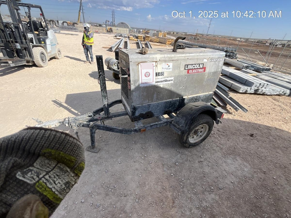 2019 Lincoln Electric Vantage 322 Welder Ready-Pak 3, Two wheel trailer, Fender and Light kit, Cable Rack