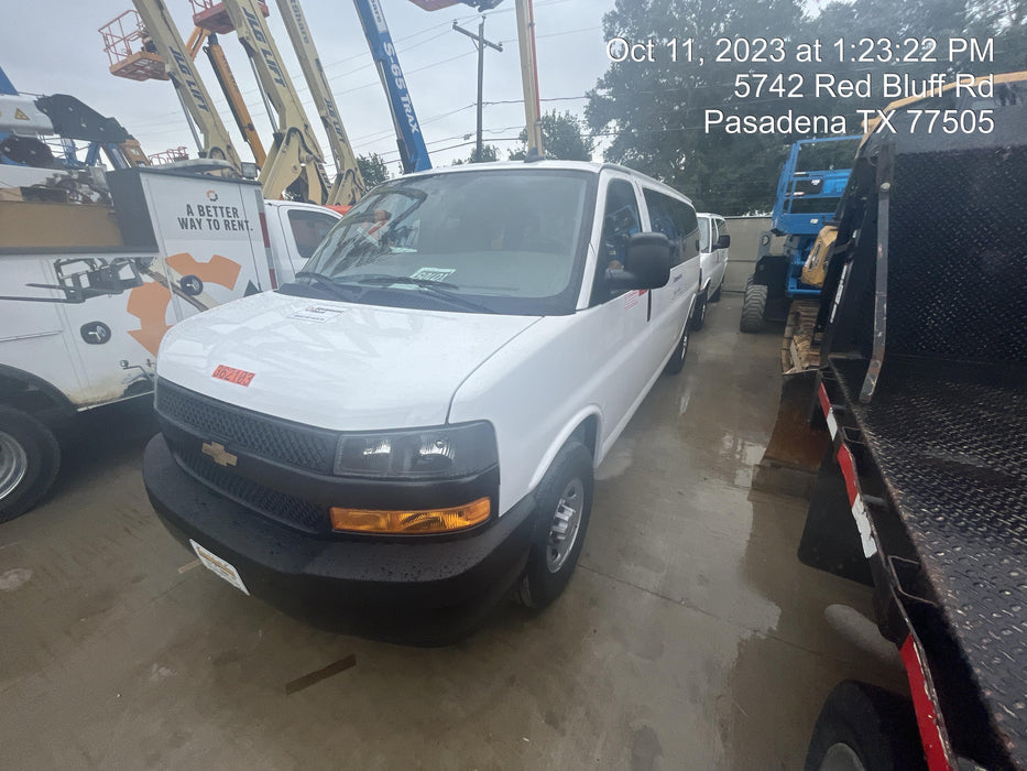 2023 CHEVROLET Express Van - Rental