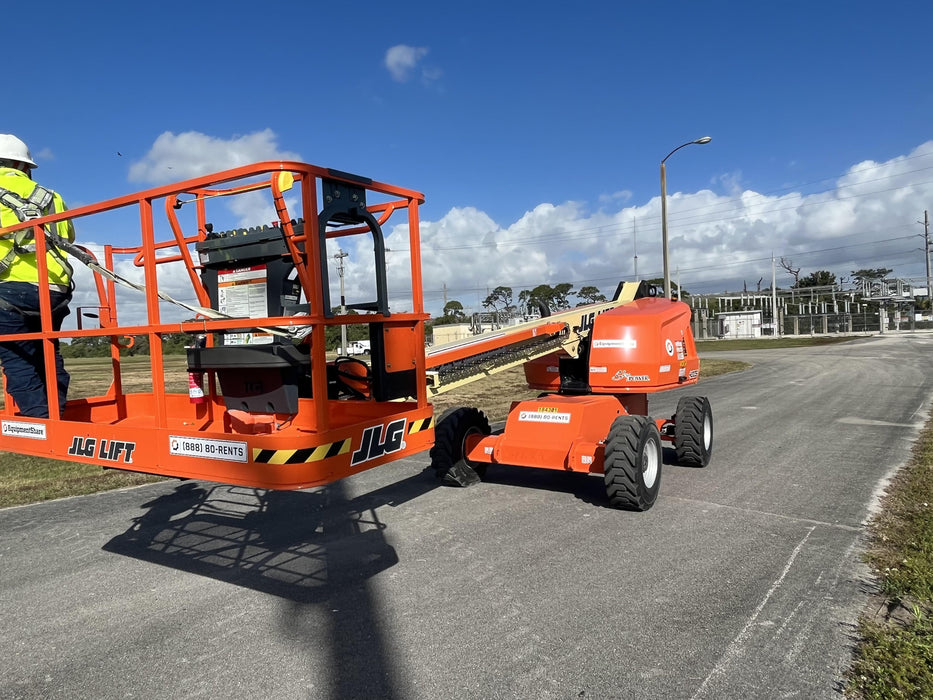 2021 JLG 400S