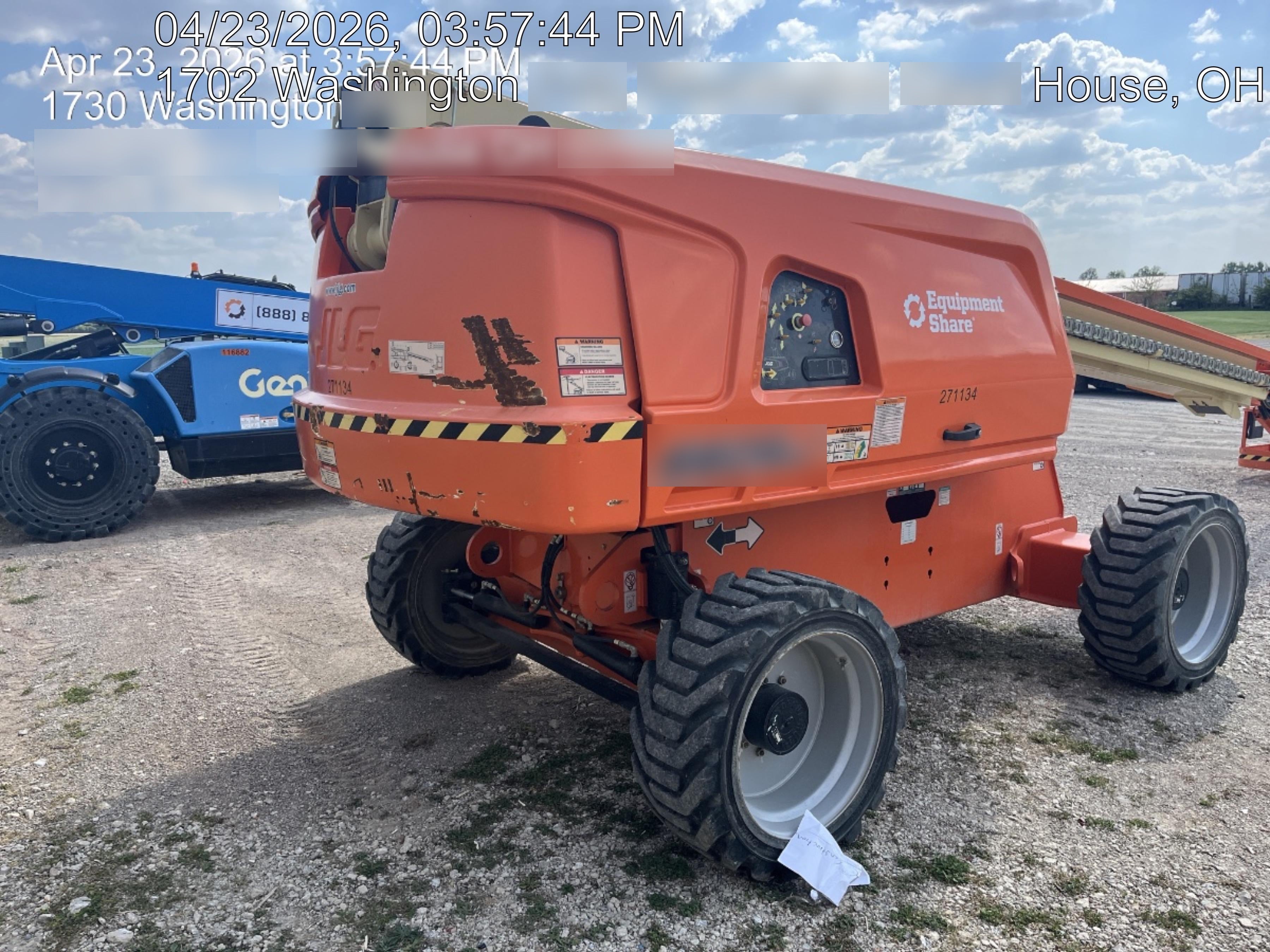 2022 JLG 660SJ