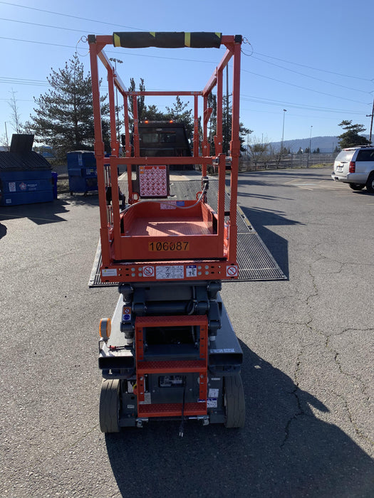 2020 Skyjack SJIII-3219 Solid NM Tires, Half height spring hinged entry gate, Dual Beacons, 800W Inverter