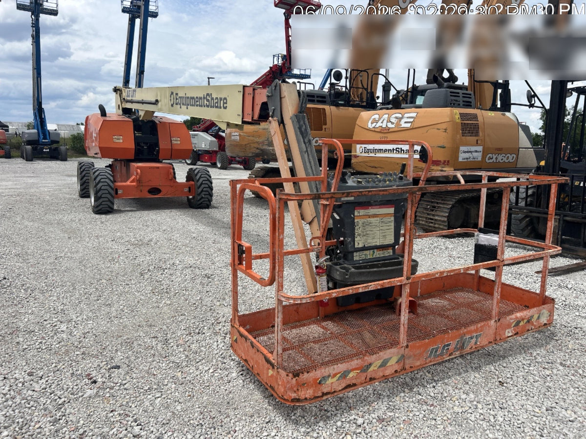 2022 JLG 860SJ