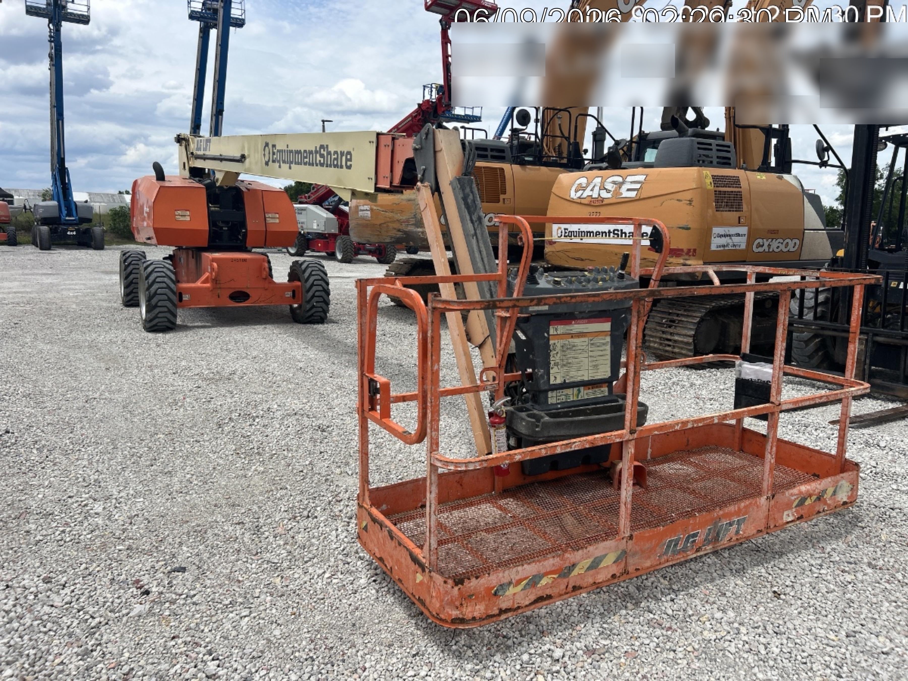 2022 JLG 860SJ