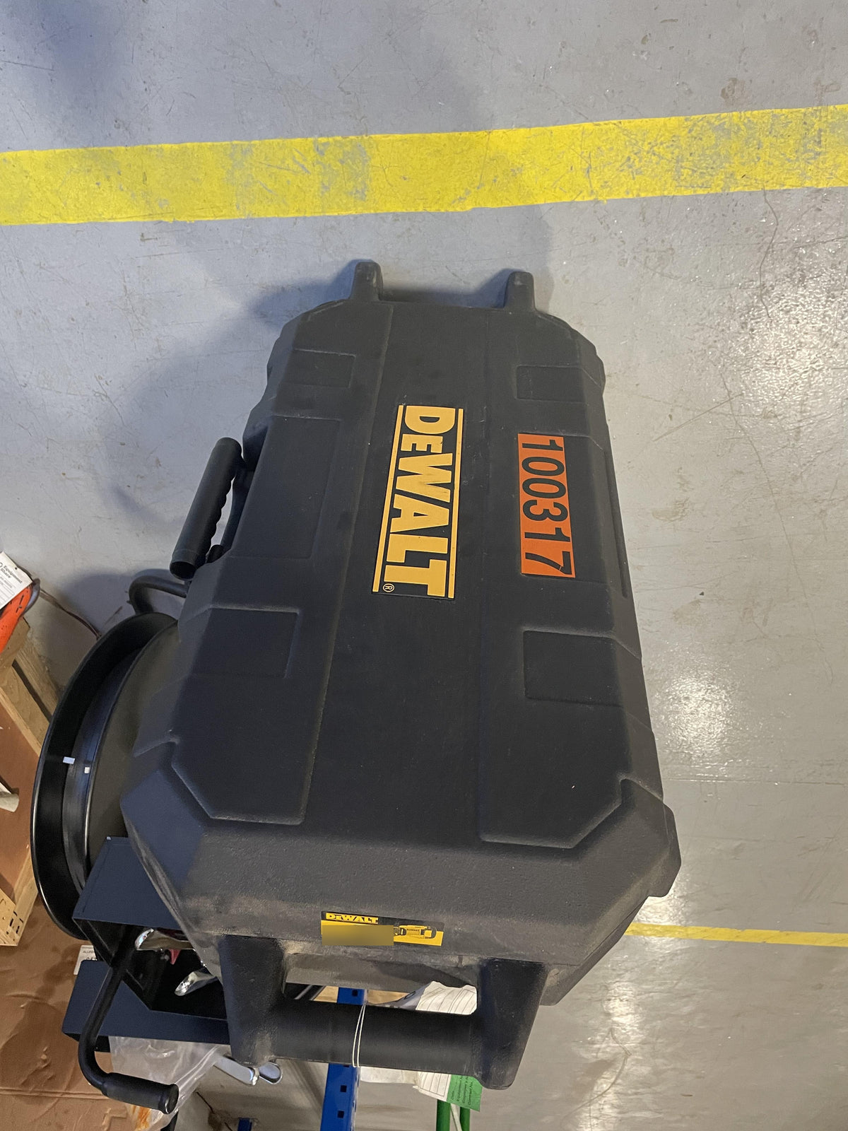 2020 DEWALT D25960K