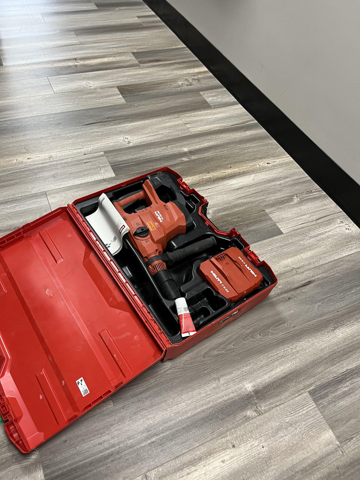 2023 HILTI TE 60-22
