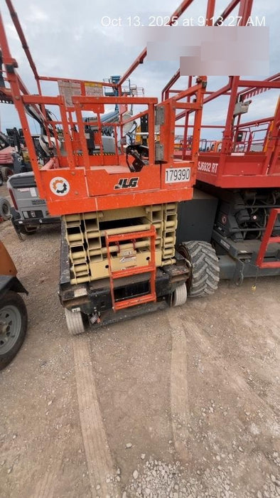 2021 JLG R3246