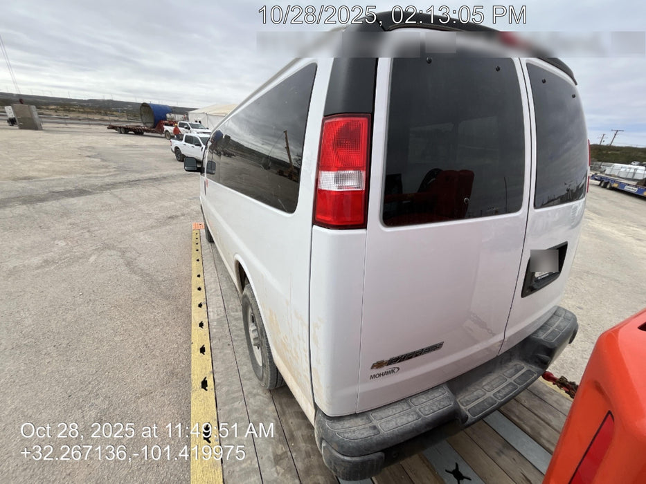 2024 CHEVROLET Express Van - Rental