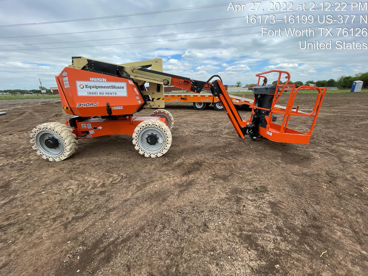 2022 JLG 340AJ