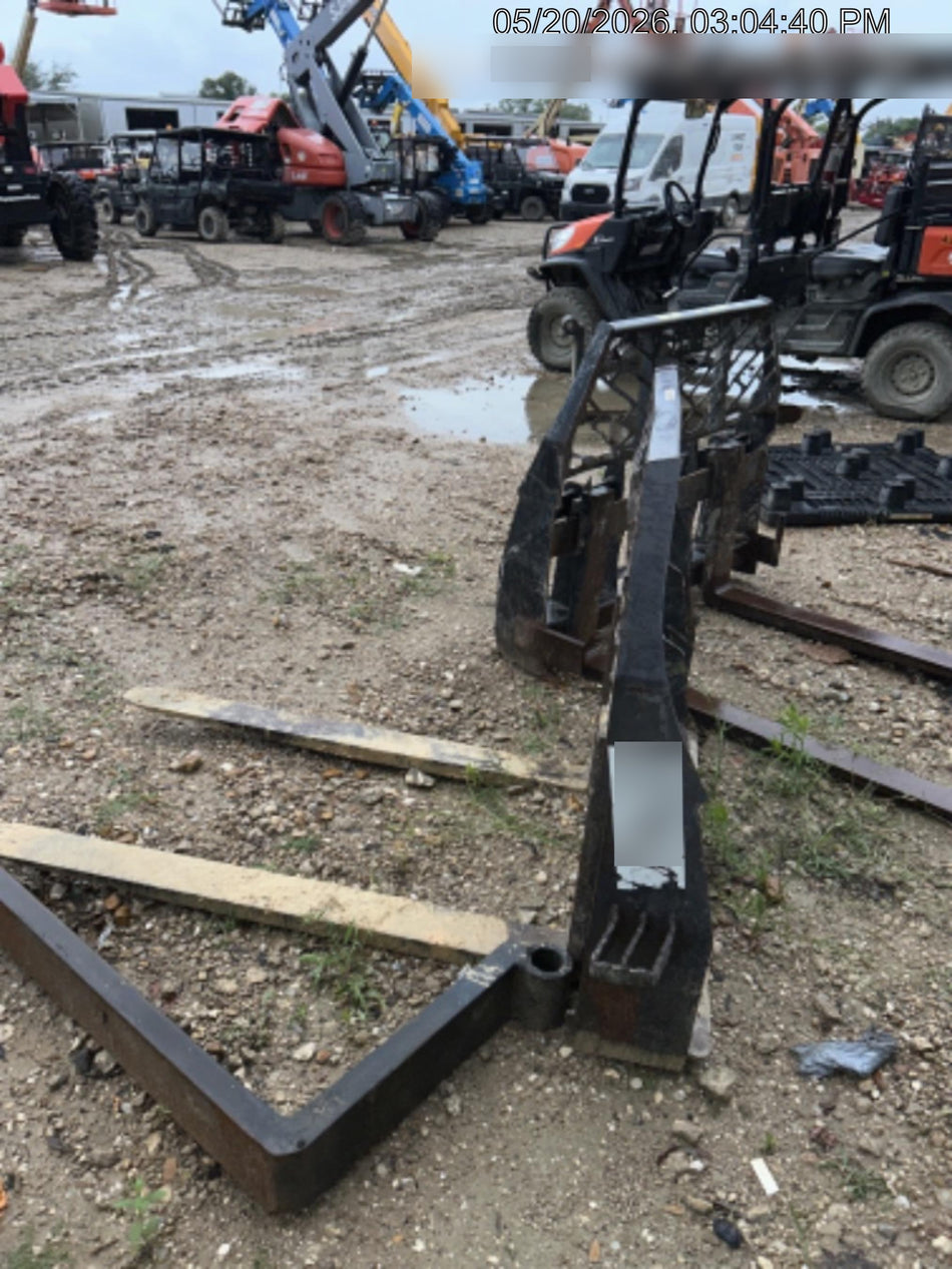 2021 PALADIN 48" Pallet Forks - Paladin