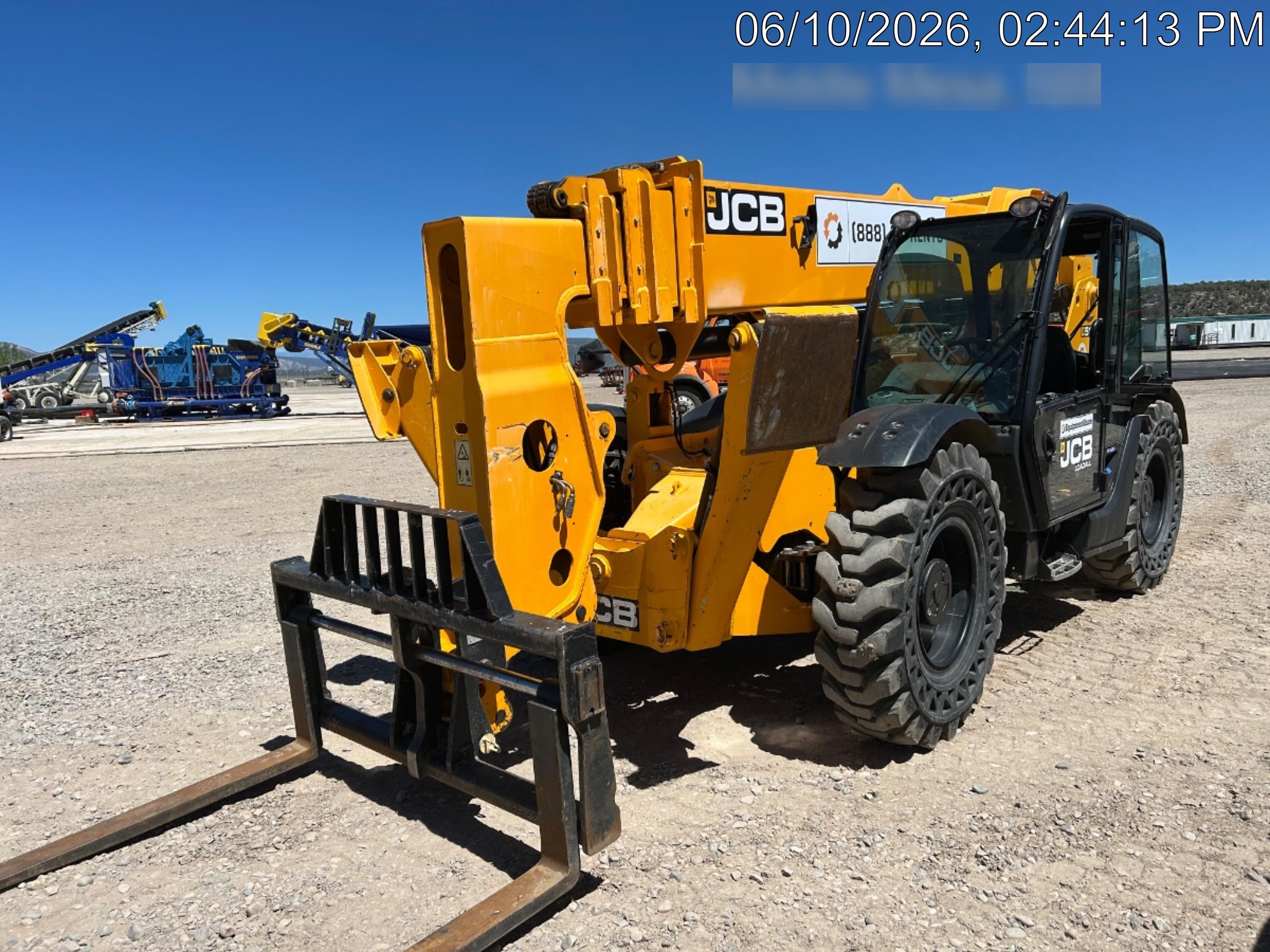 2020 JCB 512-56