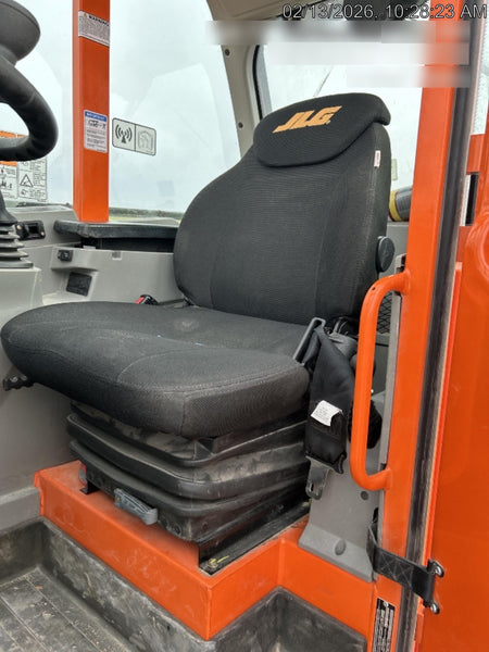 2025 JLG 1732