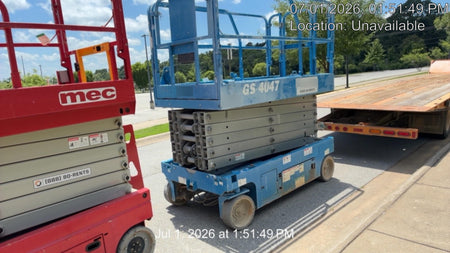 2019 Genie GS-4047 Folding rails with half height swing gate