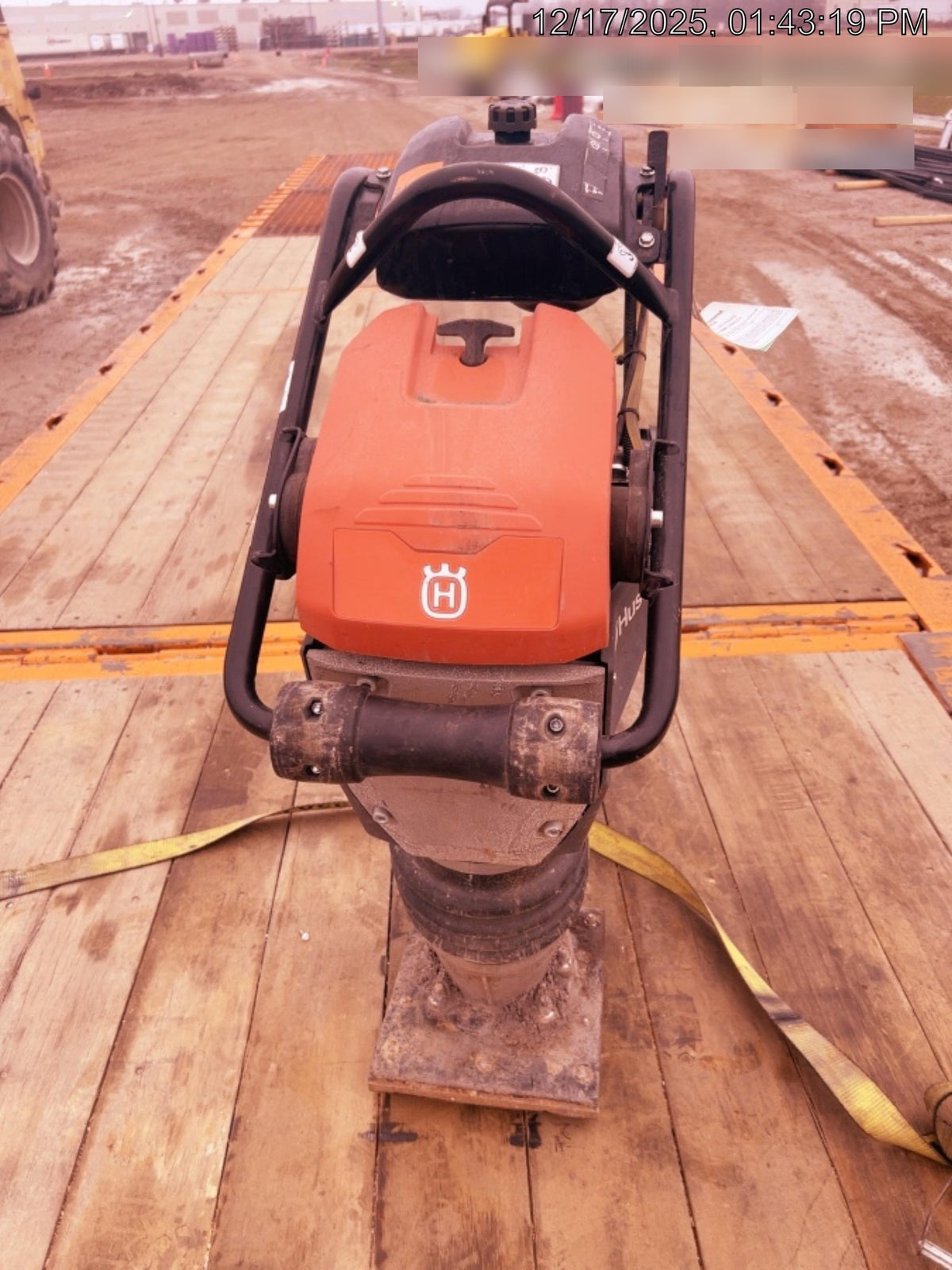 2024 HUSQVARNA LT6005